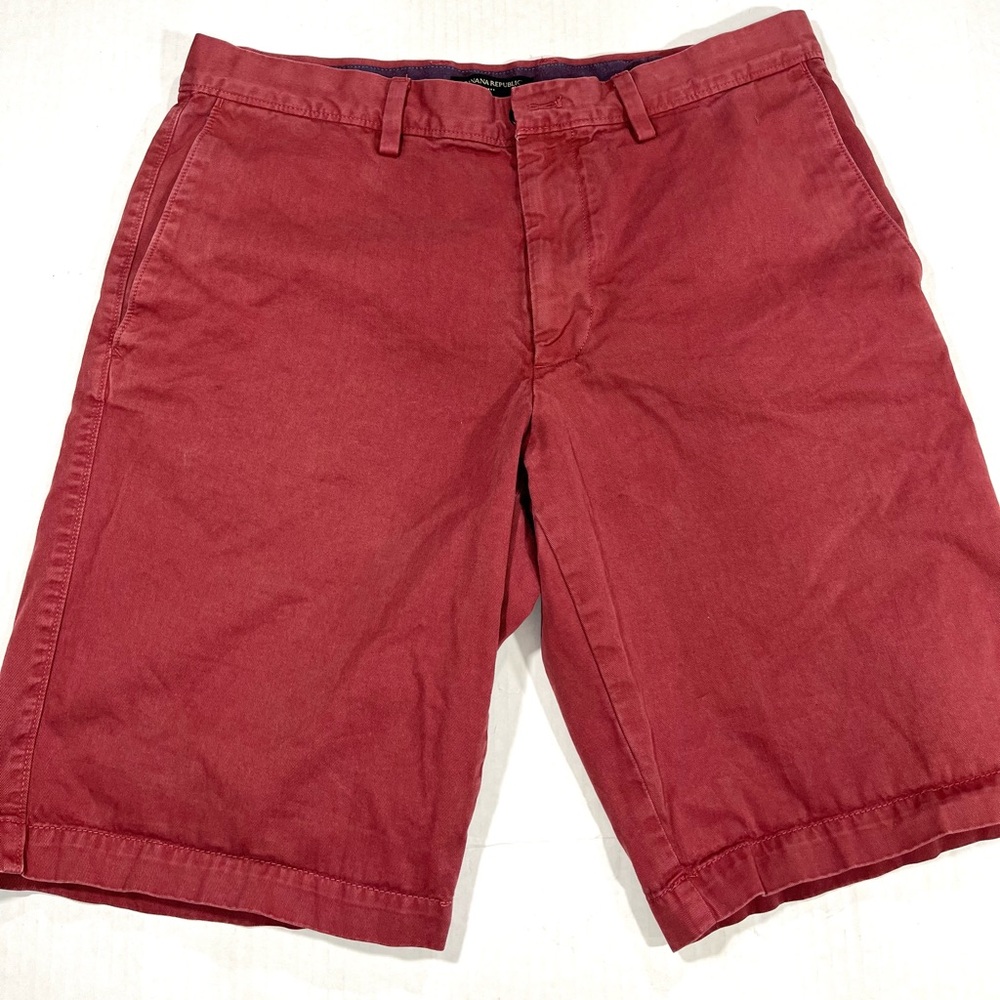 BANANA REPUBLIC MENS CHINO SHORTS